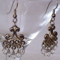 Image: Clear Teardrop Chandeliers