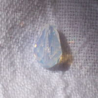 Image: Opal (Birthstone, October)